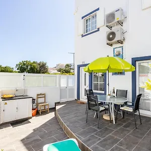 Holiday home Newly Renovated 2 Bedroom Townhouse - Close To Portugal