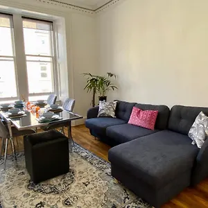 Traveller Award Winner 2024 - With 3 Beds Appartement Edinburgh